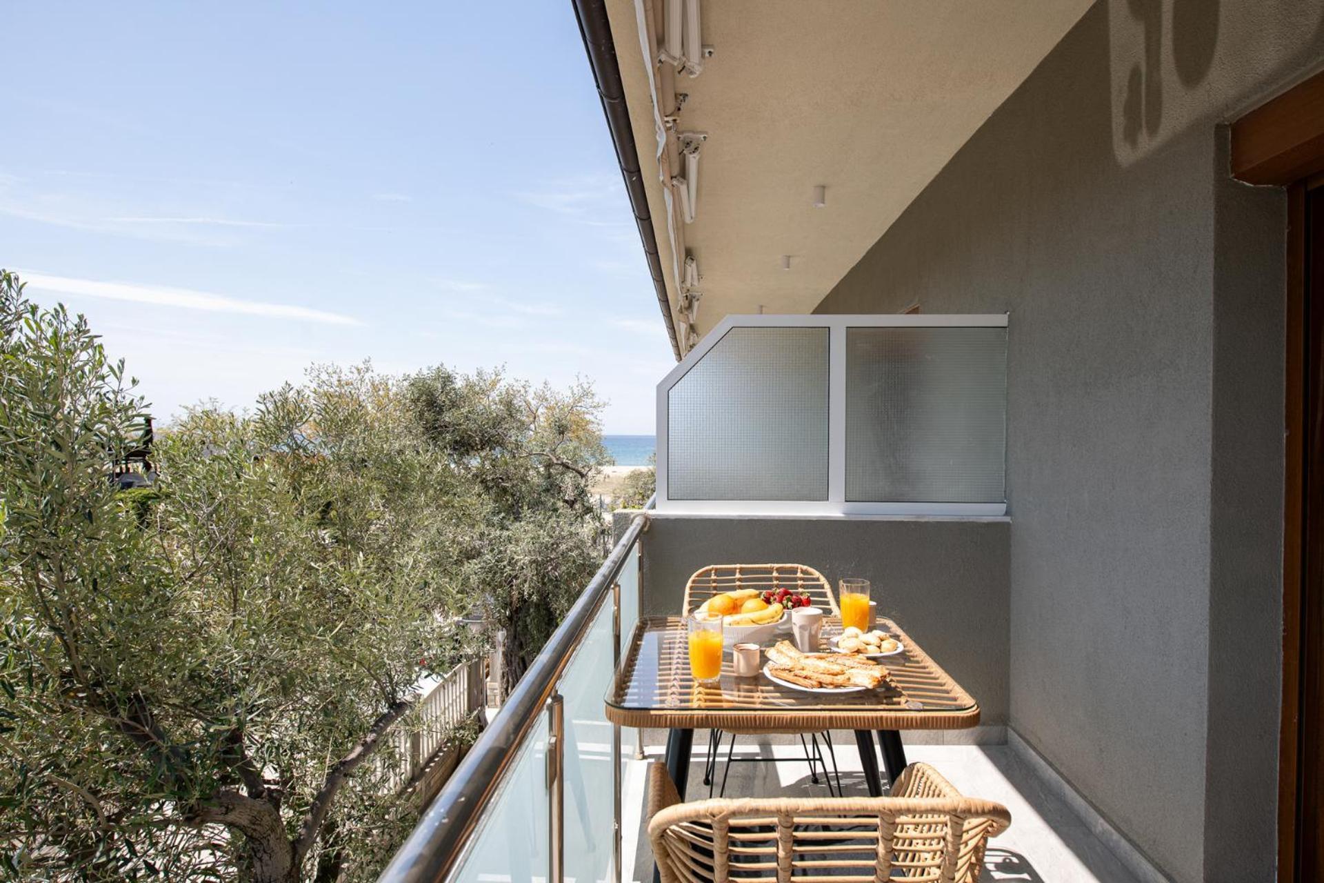 Olivento Beach Front Suites Potós Eksteriør bilde
