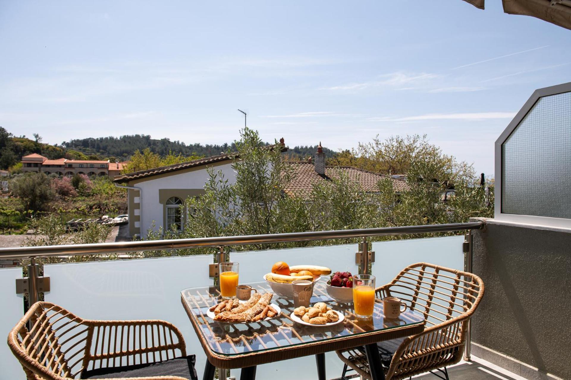 Olivento Beach Front Suites Potós Eksteriør bilde