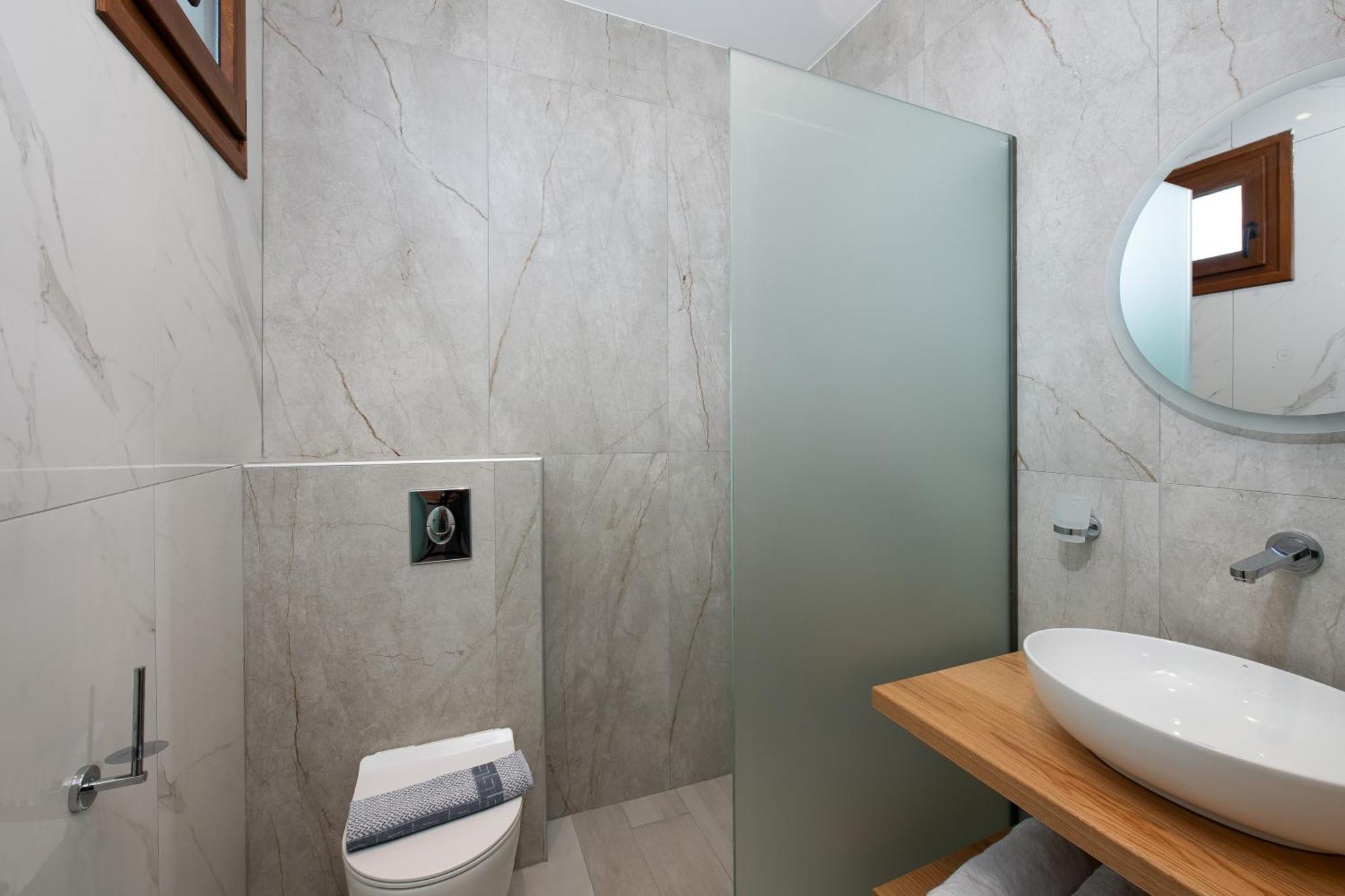Olivento Beach Front Suites Potós Eksteriør bilde