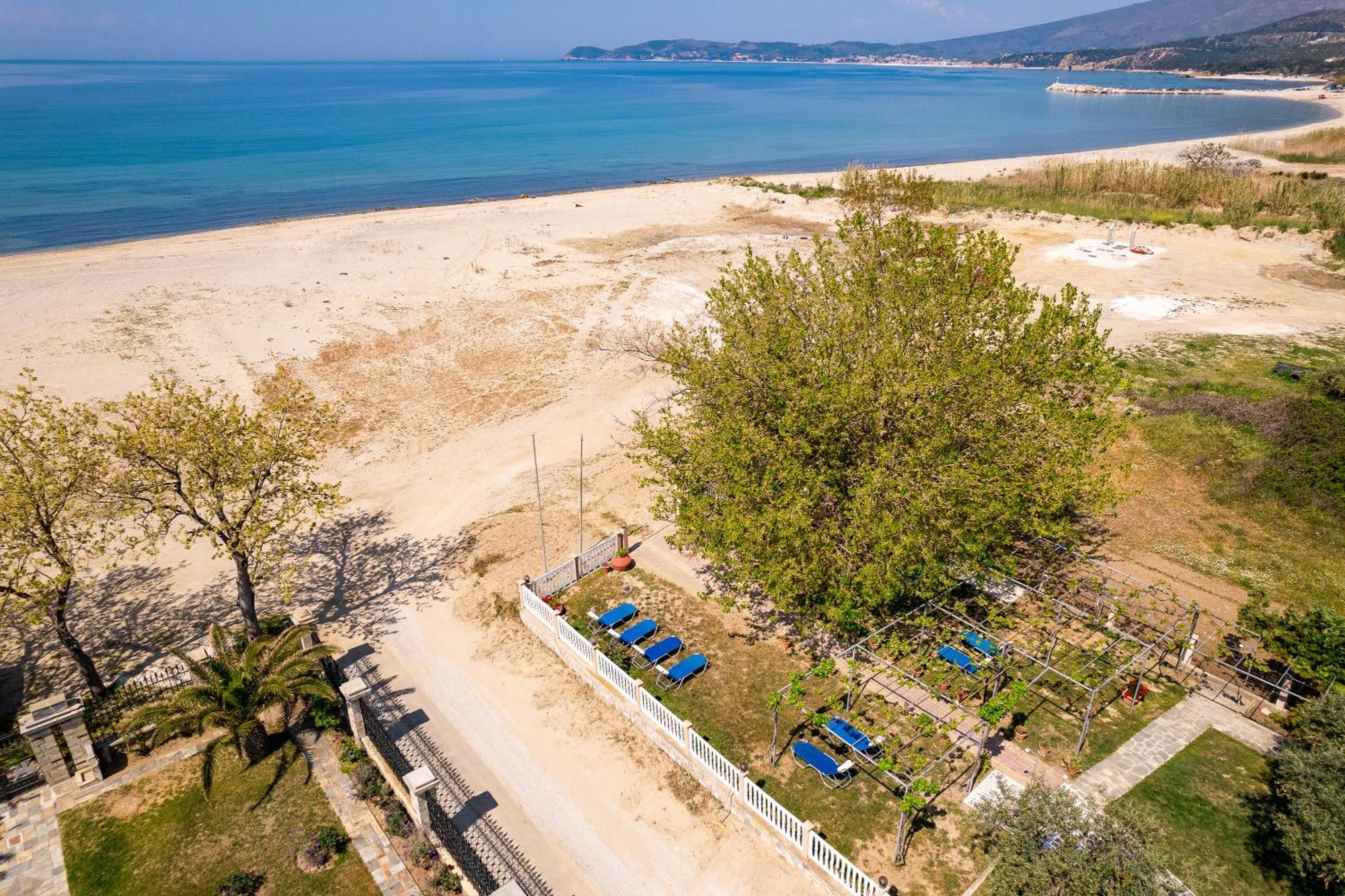 Olivento Beach Front Suites Potós Eksteriør bilde