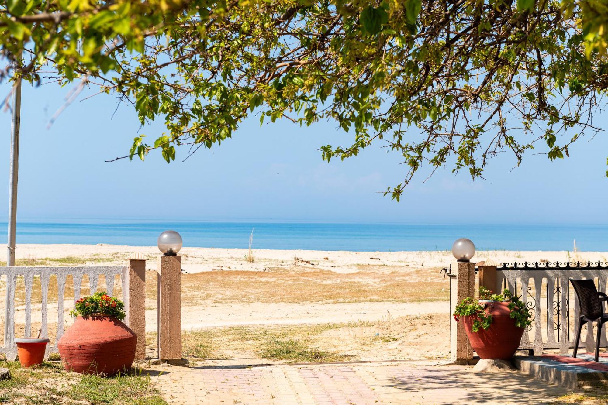 Olivento Beach Front Suites Potós Eksteriør bilde