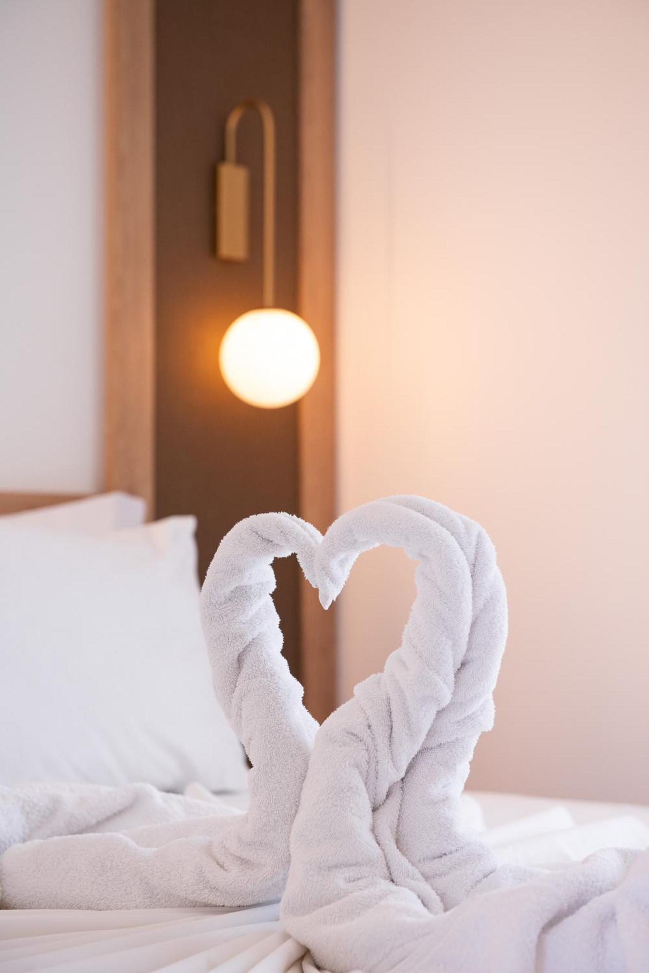 Olivento Beach Front Suites Potós Eksteriør bilde