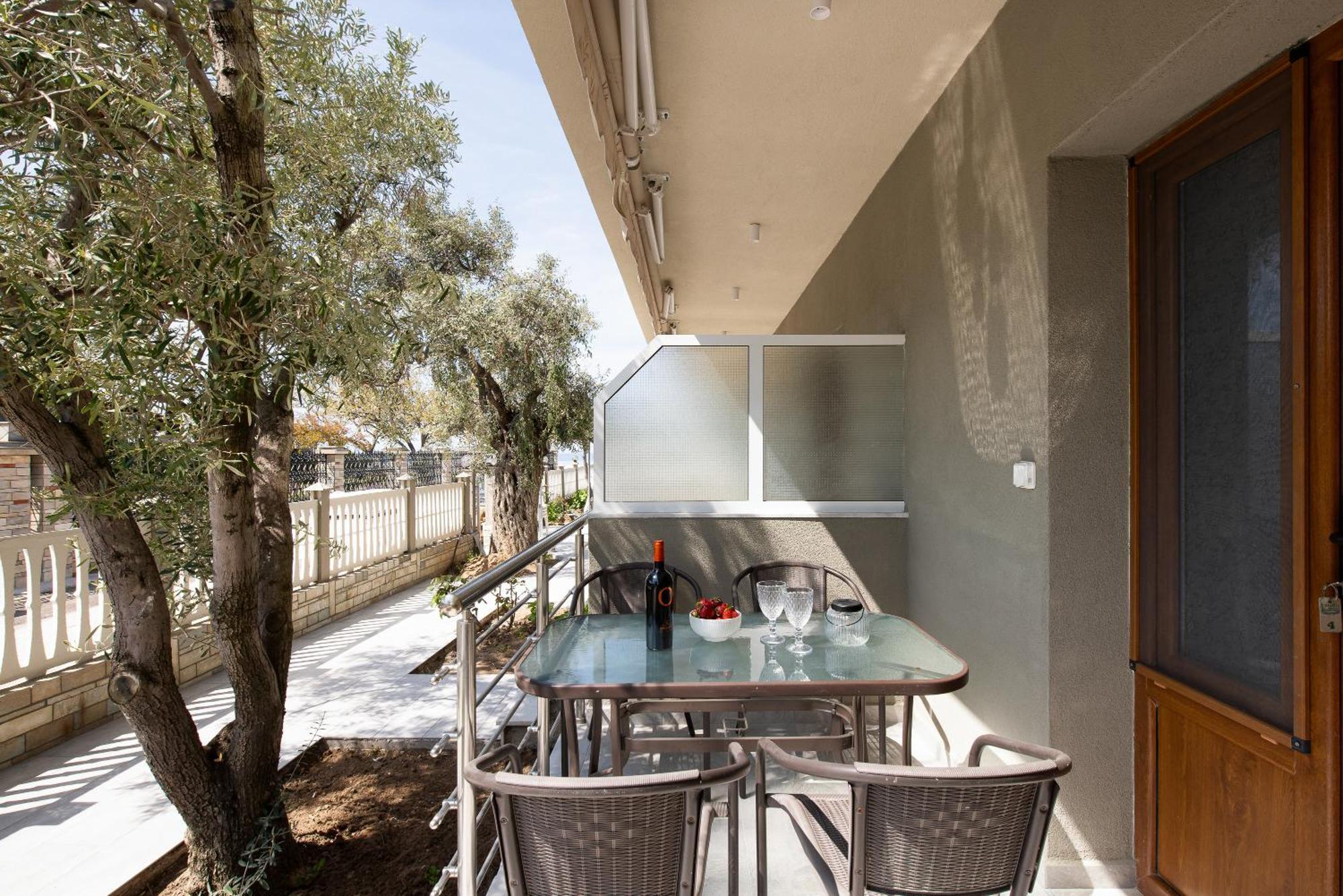 Olivento Beach Front Suites Potós Eksteriør bilde