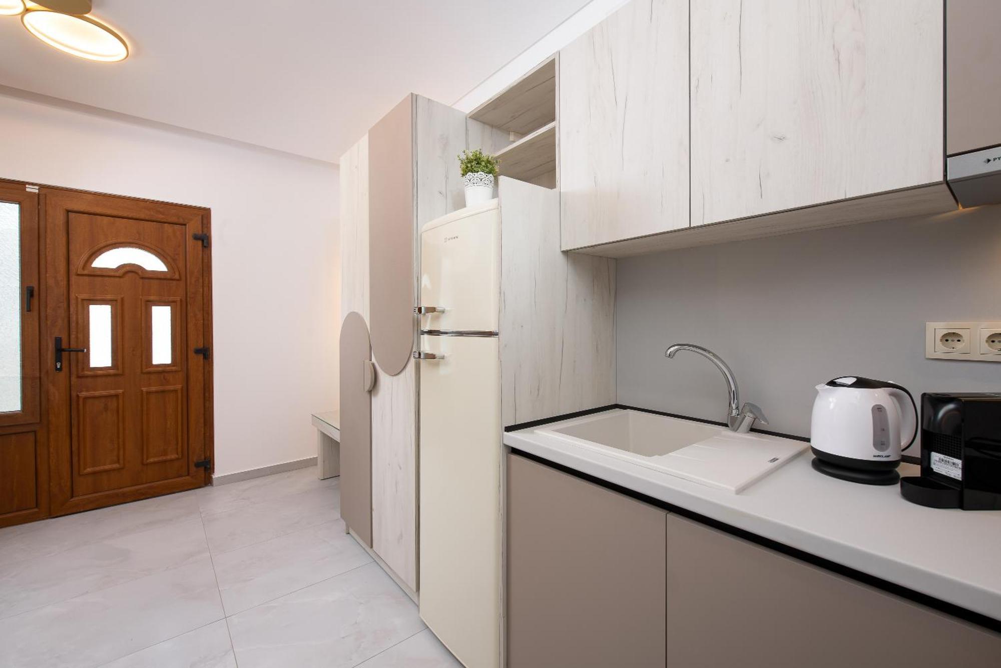 Olivento Beach Front Suites Potós Eksteriør bilde